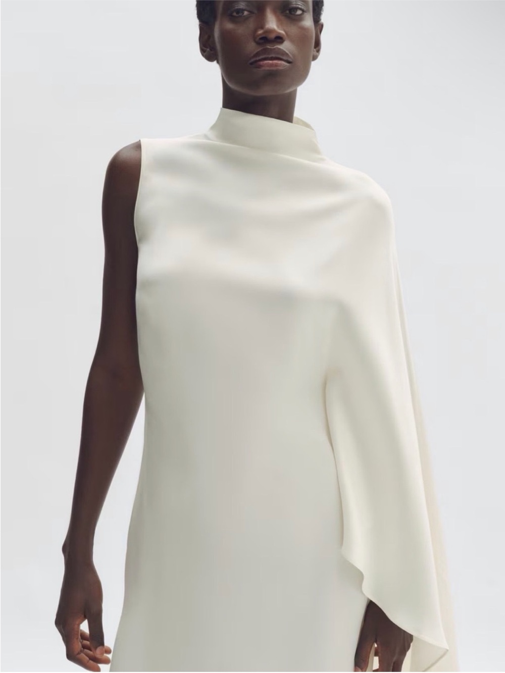 Stella McCartney x H&M Limited Edition Satin Cape Dress - Picture 5 of 7